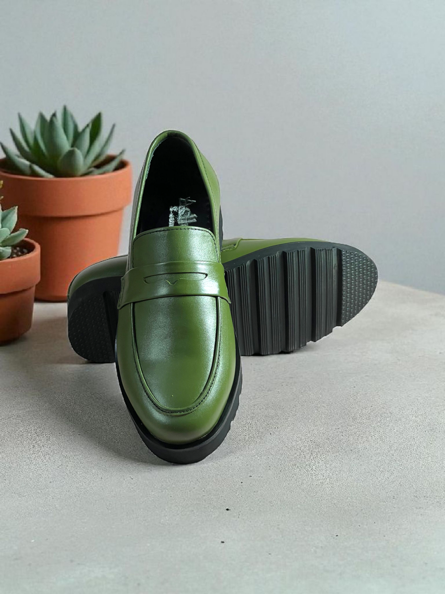 Men’s Green Leather Loafers – Premium Handmade Slip-On Dress Shoes with Comfortable Sole