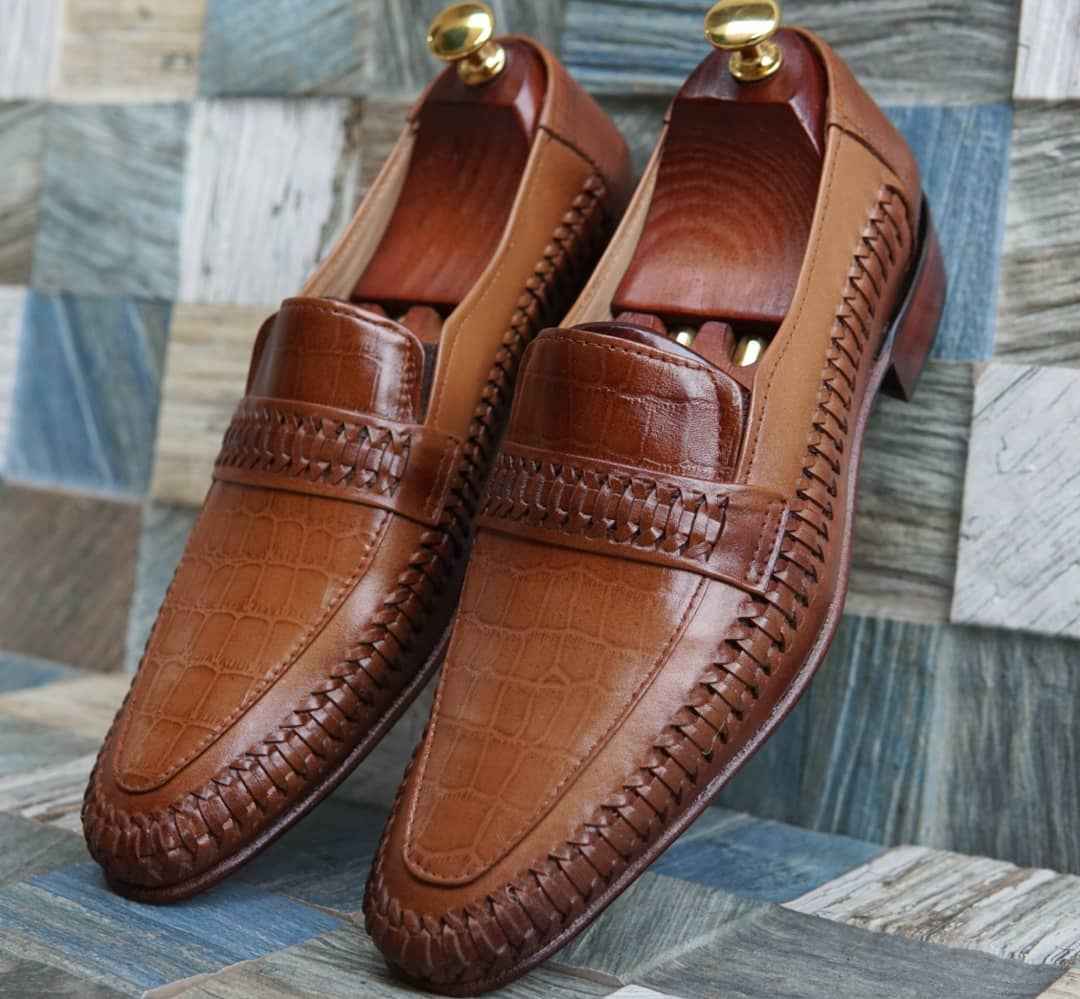 AS -2727- Adler Shoe - Main Image