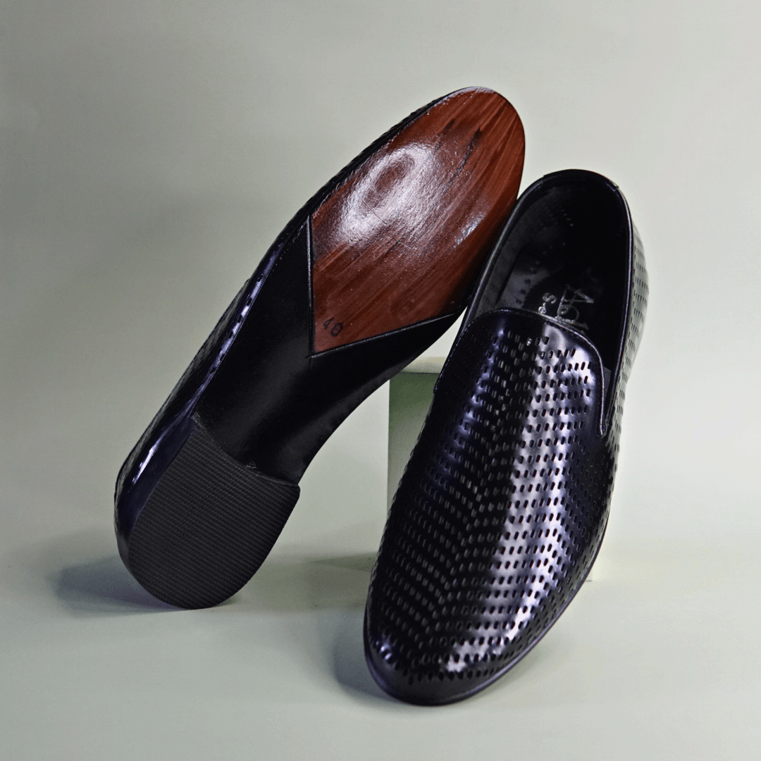 Introducing Lazro- handmade leather shoes with laser embossing, a unique and stylish addition to your shoe collection. Each pair of Lazro- shoes is crafted by skilled artisans using high-quality leather and features intricate laser embossing for a touch of individuality.

The premium leather used in Lazro- shoes is carefully selected for its durability, flexibility, and comfort, ensuring that your feet are well-cushioned and supported throughout the day. The laser embossing adds a distinctive pattern to the