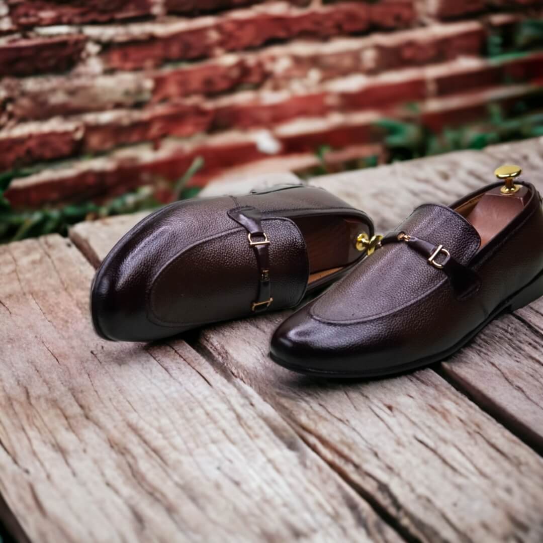 "Captain Brown" is a meticulously crafted pair of handmade leather shoes, epitomizing timeless elegance and exceptional quality. These shoes are expertly constructed from top-grade, full-grain leather, ensuring durability and a luxurious feel. With a classic brown hue that exudes sophistication, they feature a sleek and versatile design suitable for both formal and casual occasions.

The attention to detail is evident in every aspect of these shoes, from the precisely stitched seams to the artisanal hand-fi