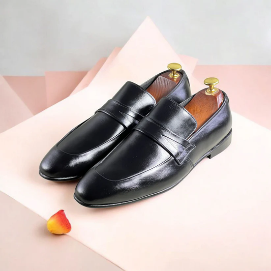 Handmade green leather loafers for men – premium all-leather slip-on dress shoes with durable sole, stylish penny loafer design, and luxury craftsmanship