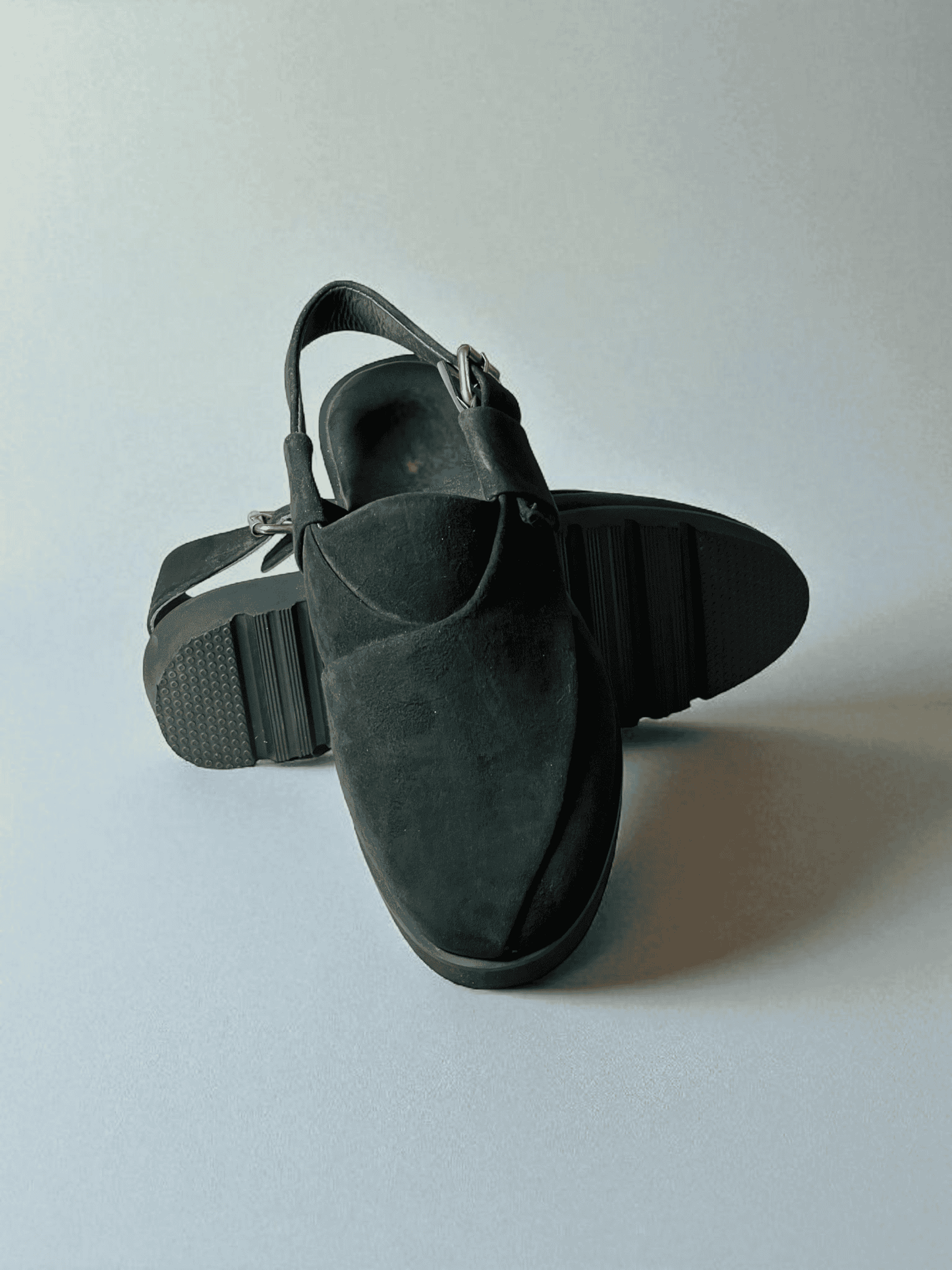 AS -Shadow Weave sandals are meticulously crafted with a handmade shadow weave leather design, providing both durability and luxurious style. These premium sandals offer a unique and sophisticated look that will elevate any outfit. Expertly crafted for comfort and durability, these sandals are a must-have for any fashion-forward individual.