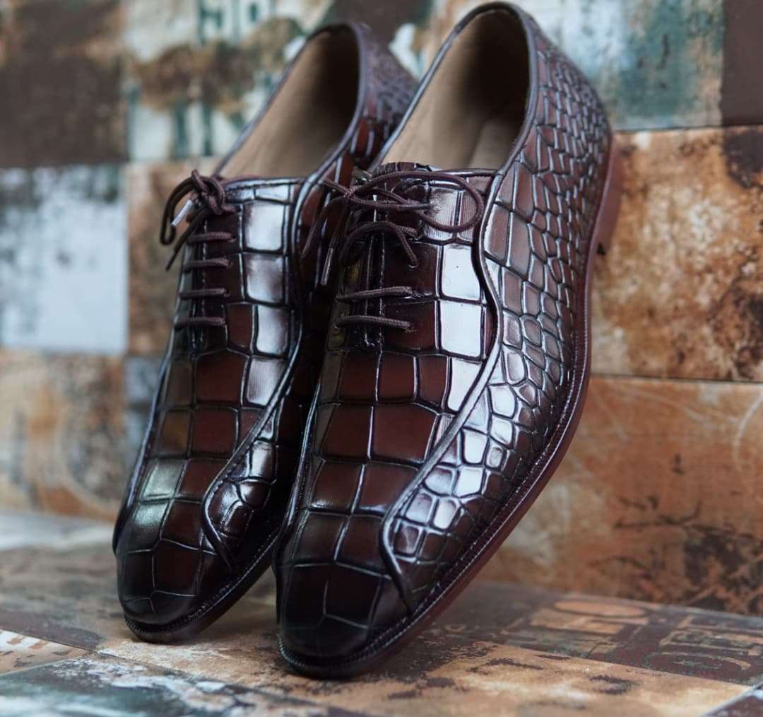 Formal leather sales shoes with laces